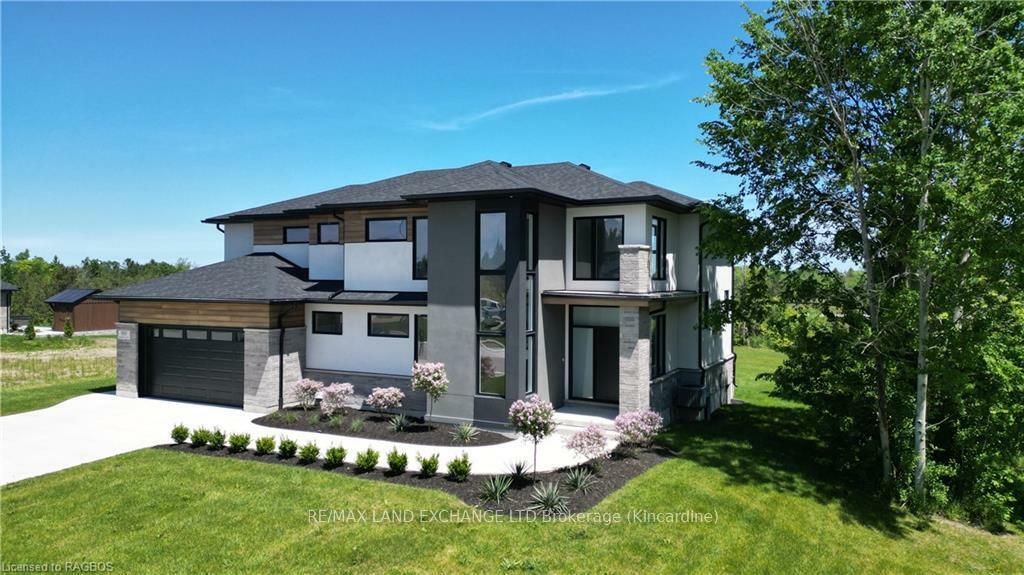 Property Photo: 901 Bogdanovic Way ON N2Z 0H4