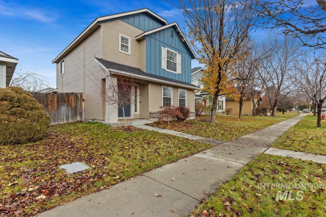 Property Photo:  178 W Lava Falls Dr  ID 83646 