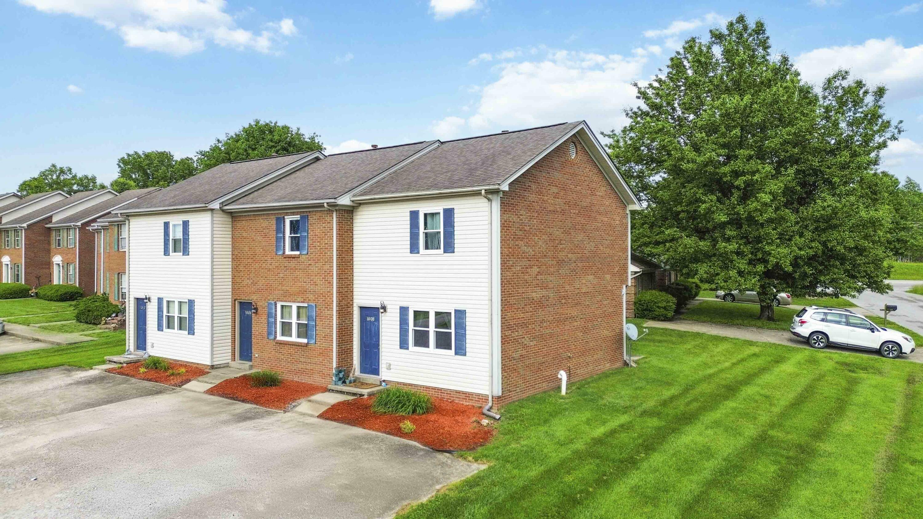 Property Photo: 1006 Northwood Loop KY 40342