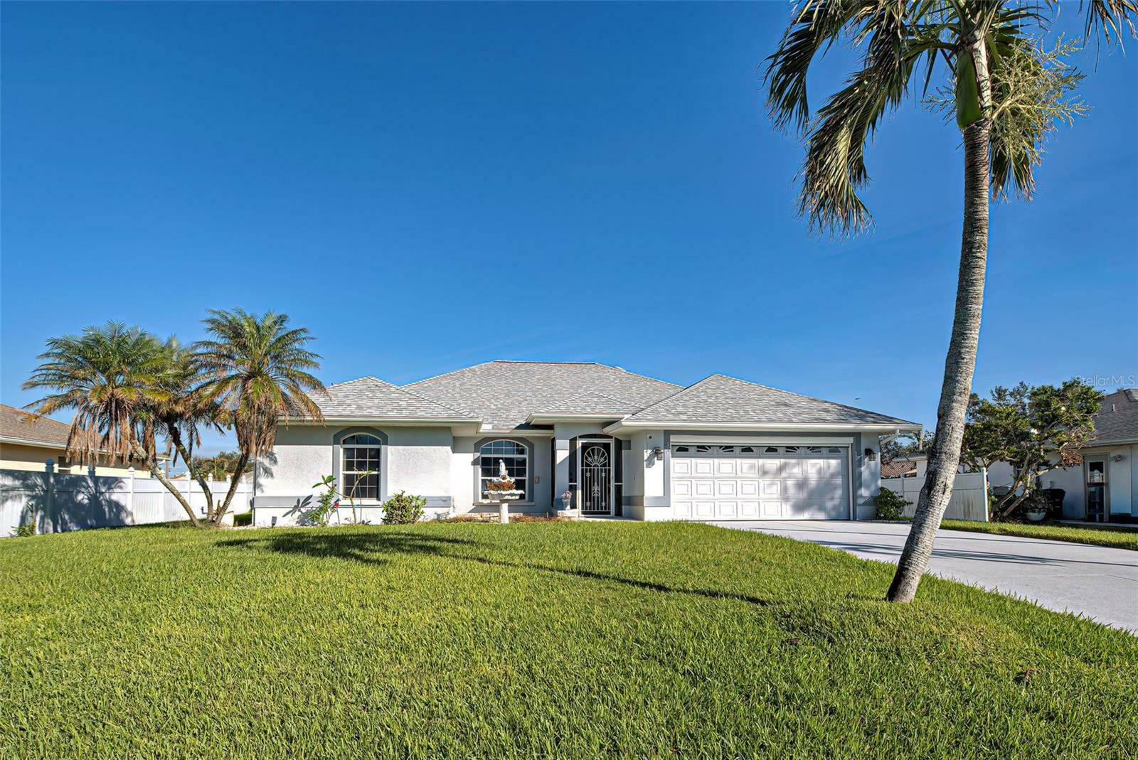 Property Photo:  30 Princeton Road  FL 34293 