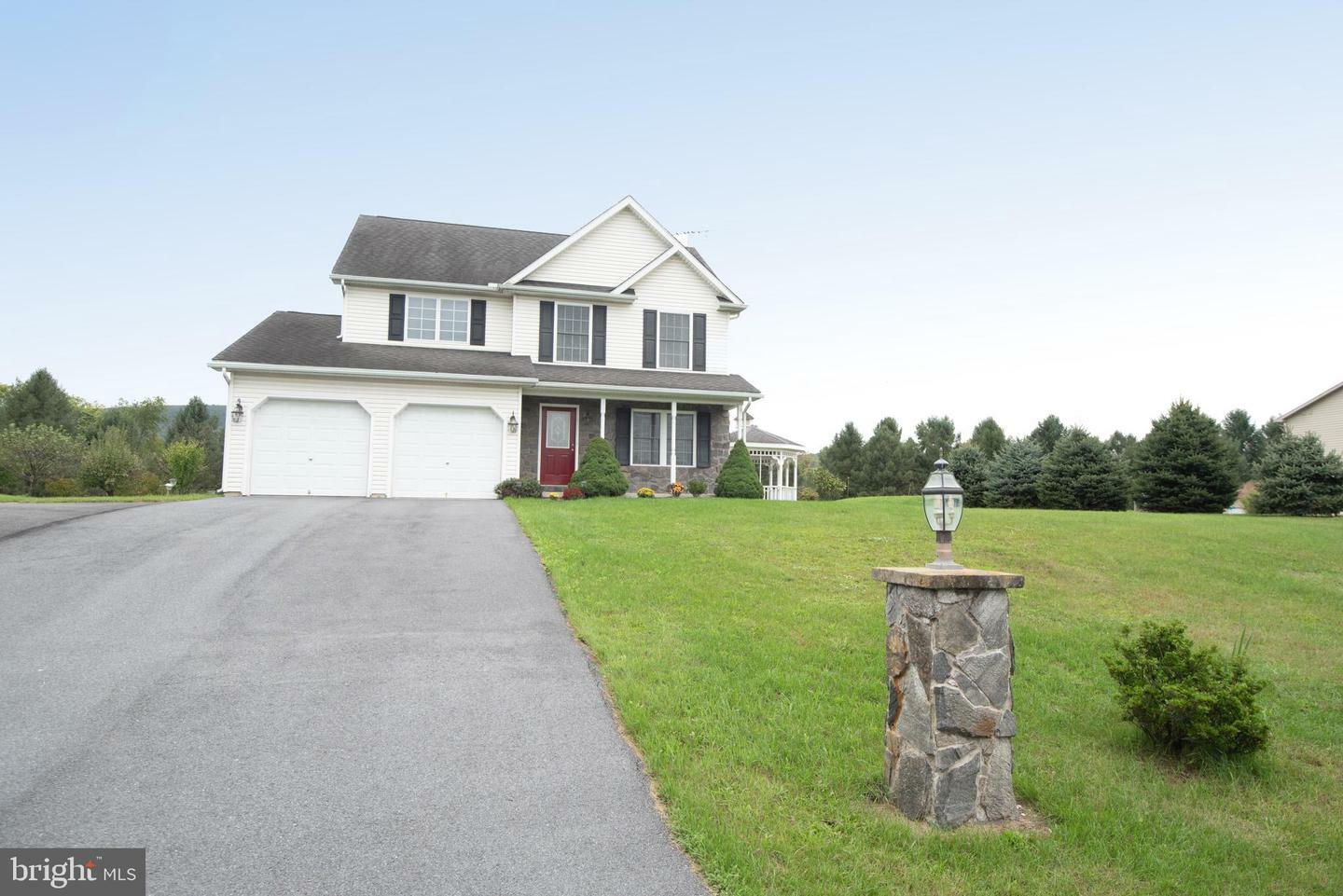 Property Photo:  501 Steven Drive  PA 19534 