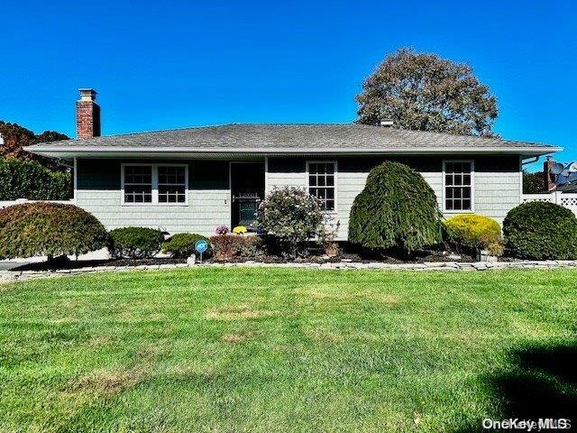 1 Breston Drive  Shirley NY 11967 photo