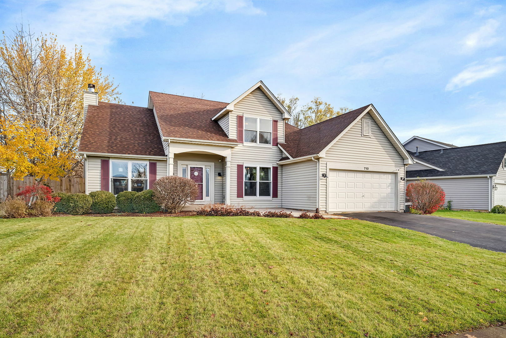 Property Photo:  710 Churchill Lane  IL 60543 