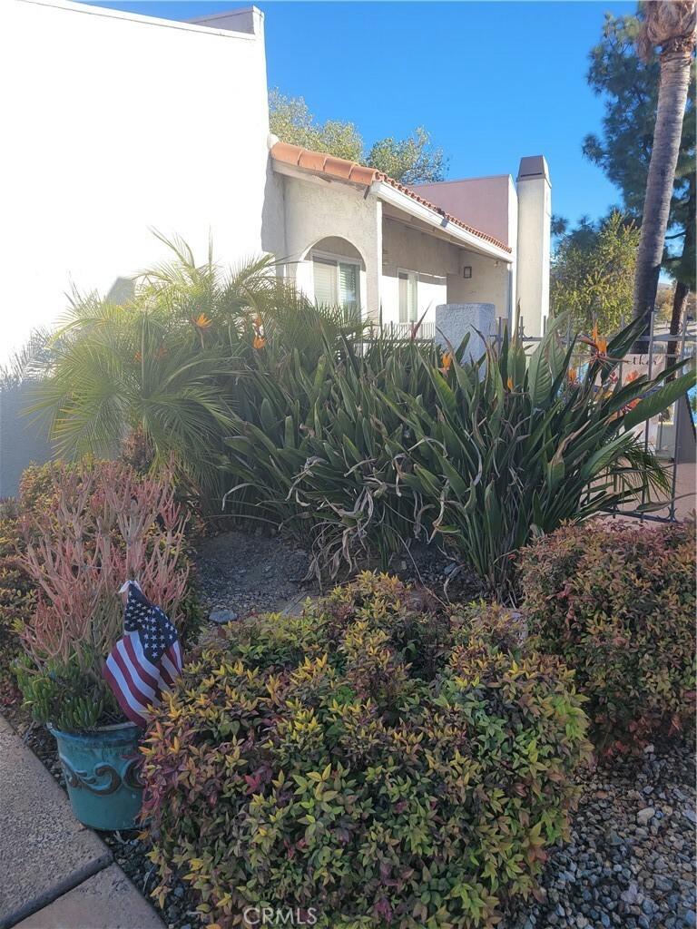 Property Photo:  22106 Treasure Island  CA 92587 