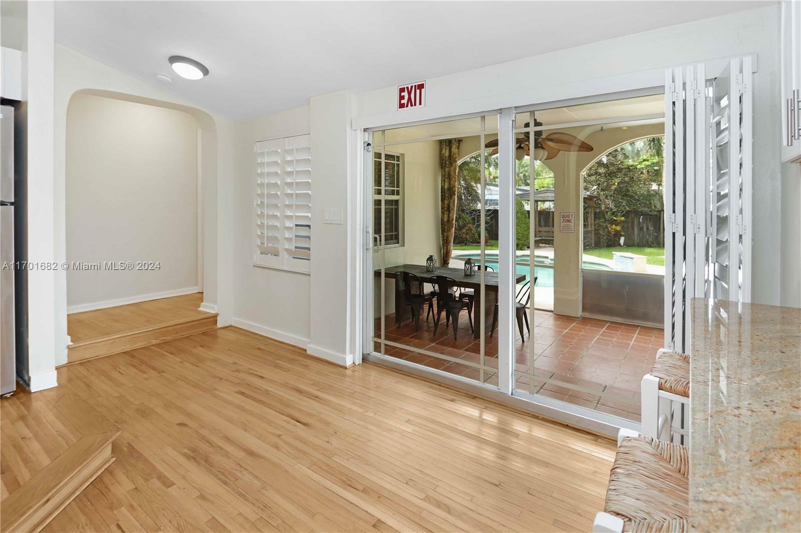 Property Photo:  1410 Mayo St  FL 33020 