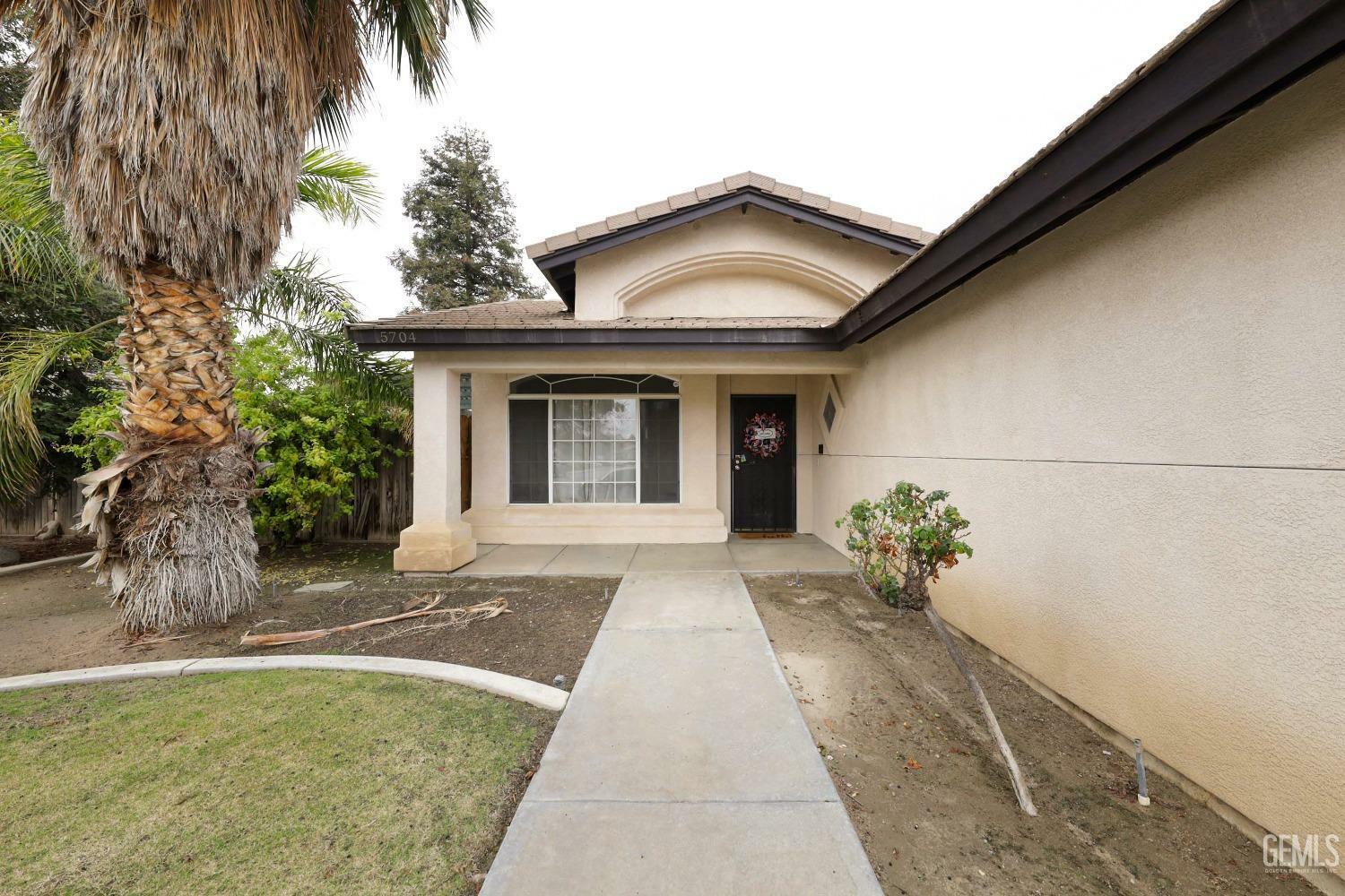 Property Photo:  5704 Pine Canyon Drive  CA 93313 