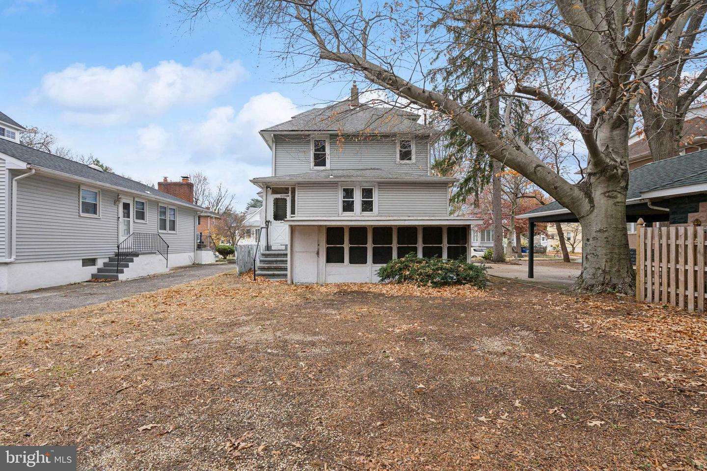 Property Photo:  26 E Zane Avenue  NJ 08108 