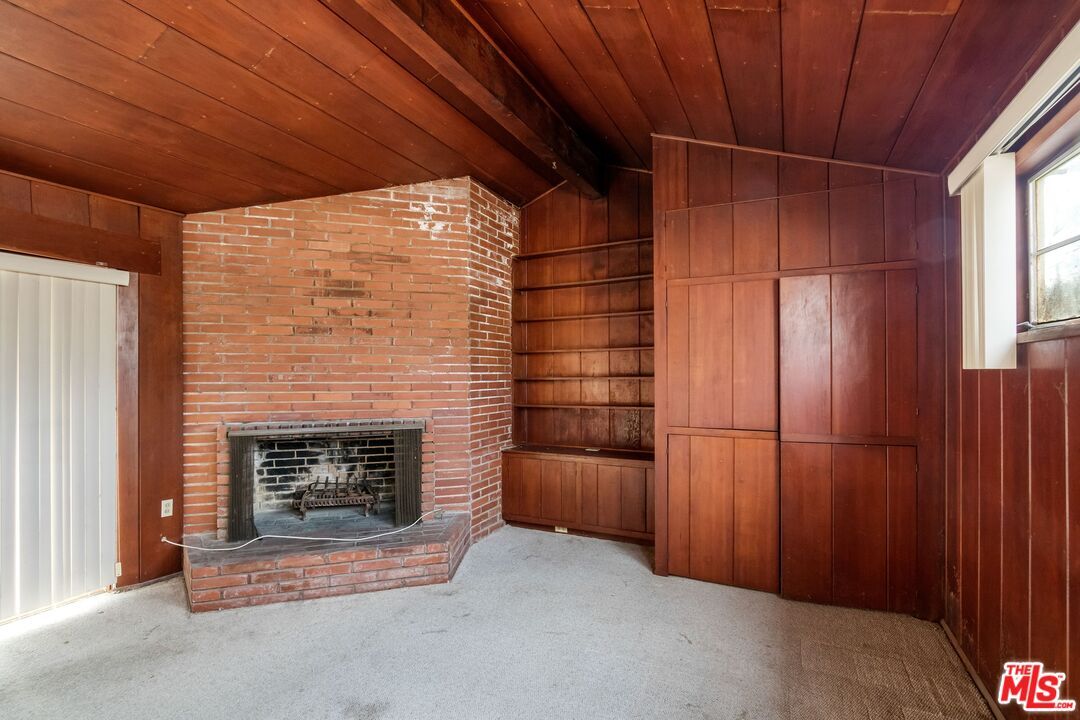 Property Photo:  7919   Chase Ave  CA 90045 