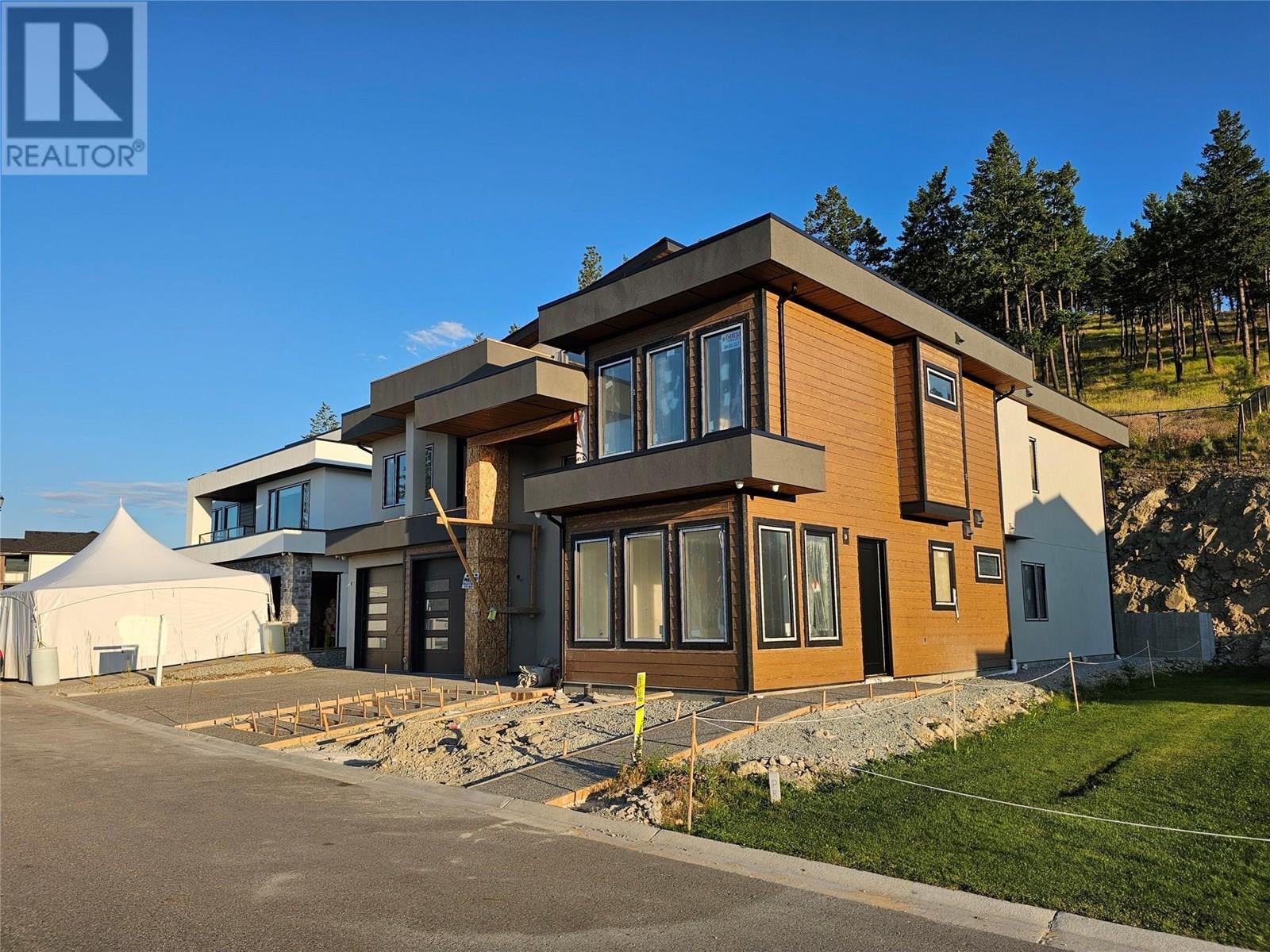 Property Photo: 2095 Cortina Drive BC V1P 1V1