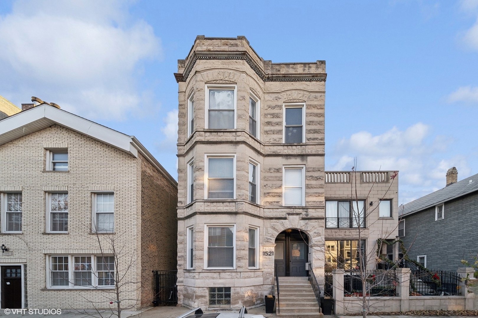 Property Photo:  1521 W Superior Street Ch  IL 60642 