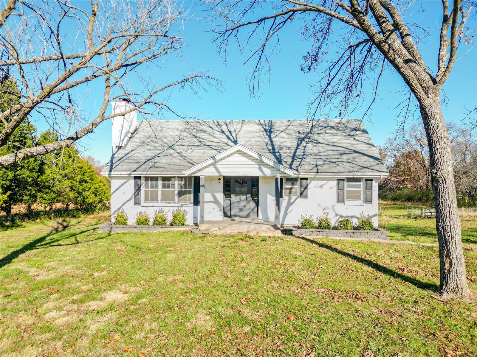 Property Photo:  751 E Saint Eunice Road  MO 65251 