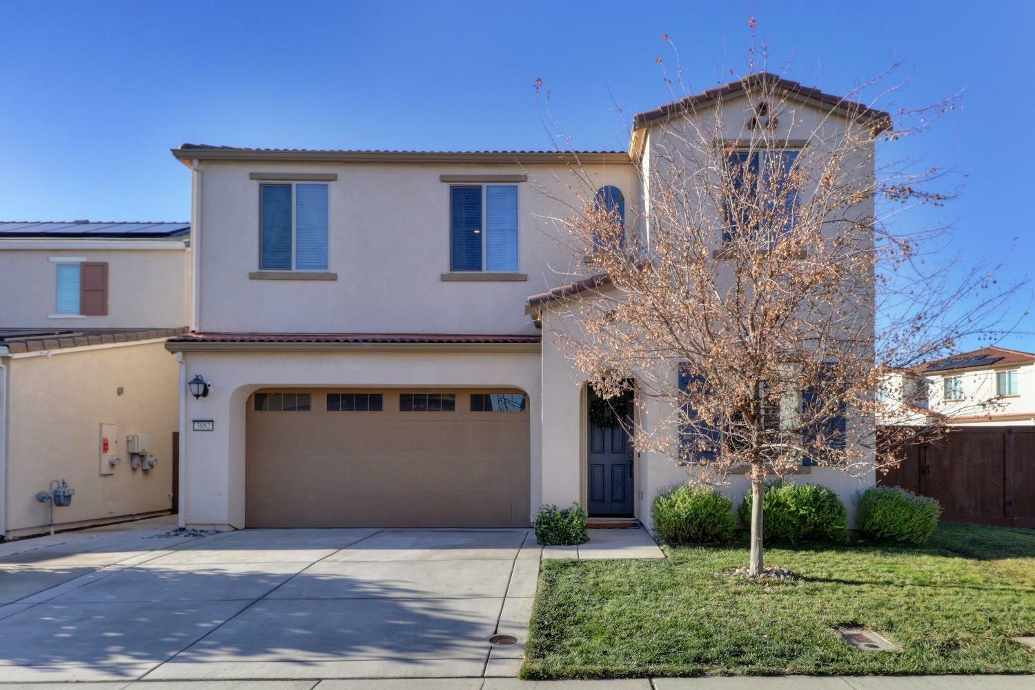 Property Photo:  3882 Ivan Court  CA 95742 