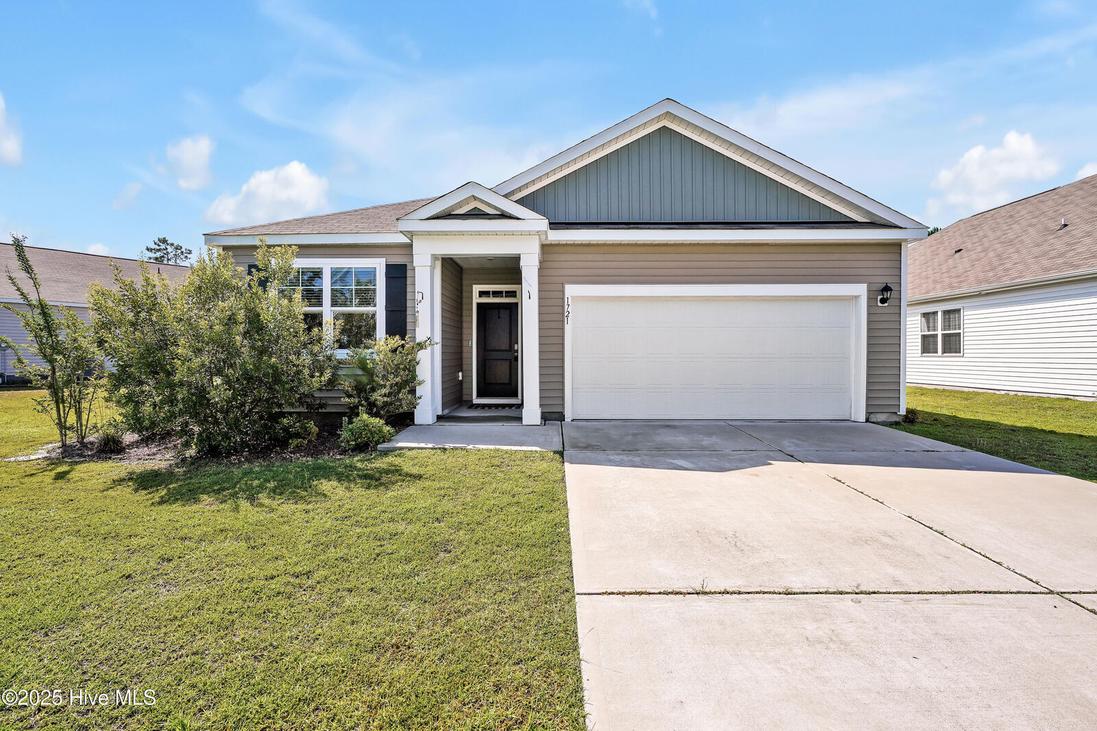 Property Photo:  1721 Culdees Lane  NC 28422 