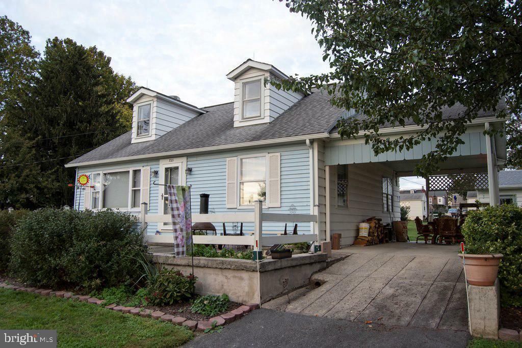 Property Photo:  525 Franklin Street  PA 17512 