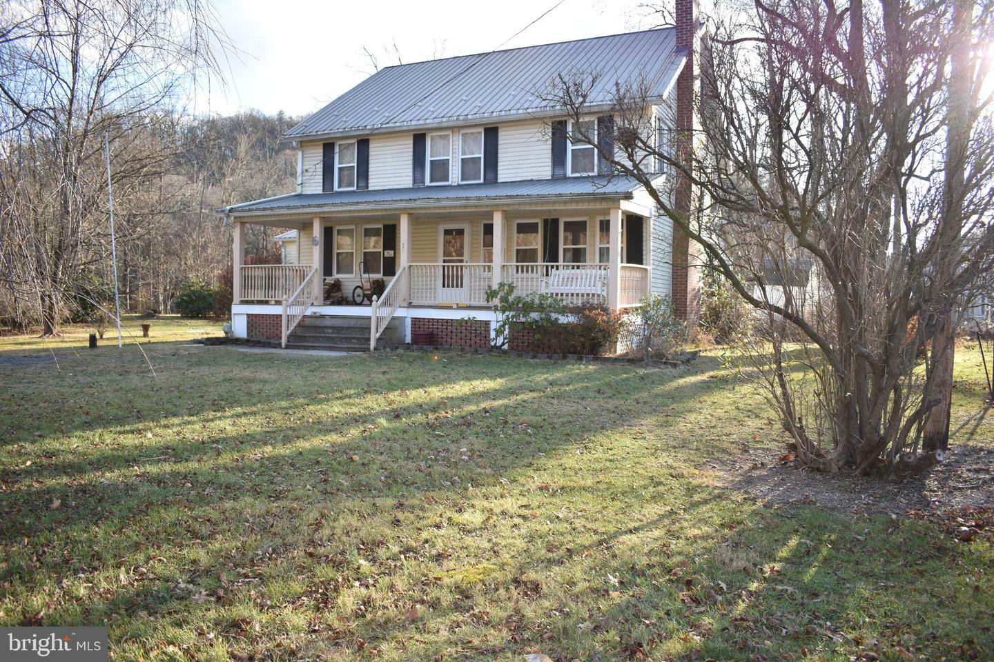 Property Photo:  949 Waterfall  PA 16689 