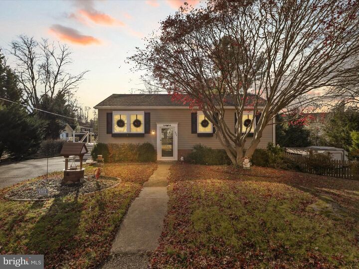 903 Blue Ridge Avenue  Middleburg VA 20117 photo