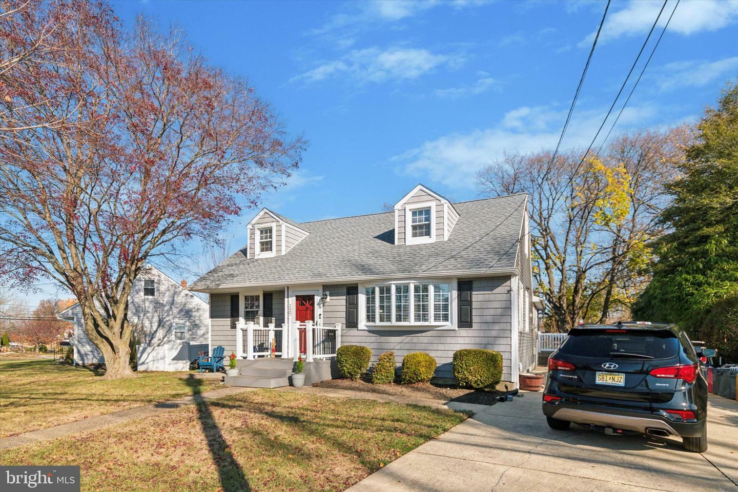 Property Photo:  127 Edgewood Avenue  NJ 08106 