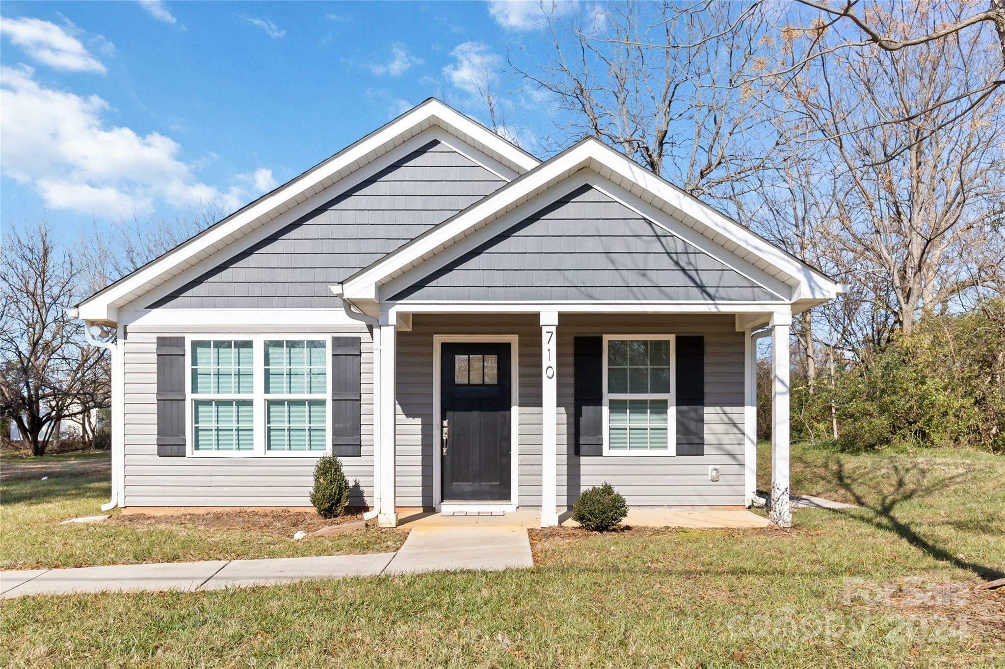 Property Photo:  710 W Alabama Avenue  NC 28016 