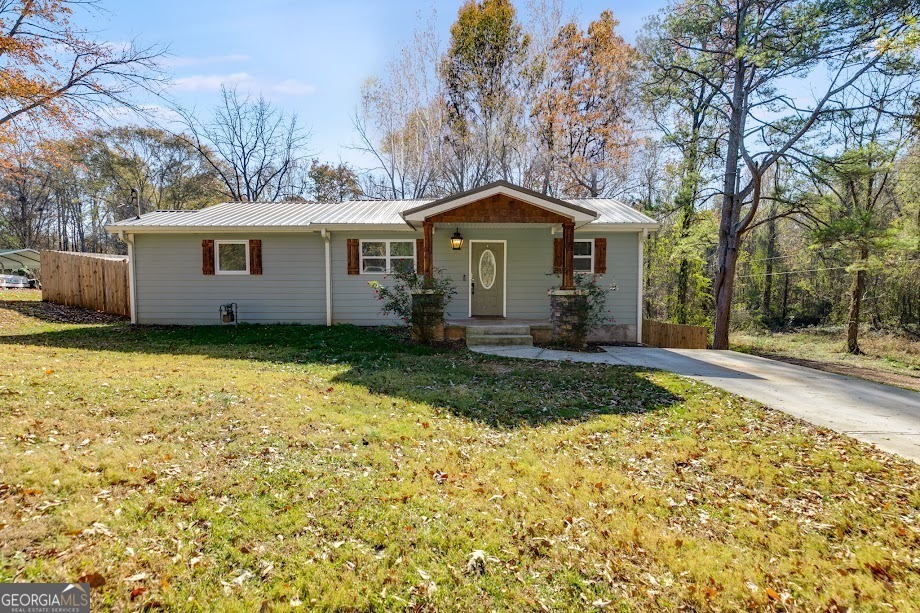 Property Photo:  140 Robinson Avenue  GA 30110 