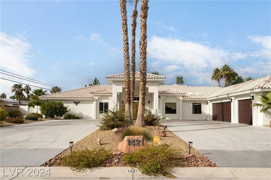 Property Photo:  1421 Casa Del Rey Court  NV 89117 