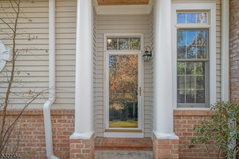 Property Photo:  7 Milburn Way  NJ 07931 