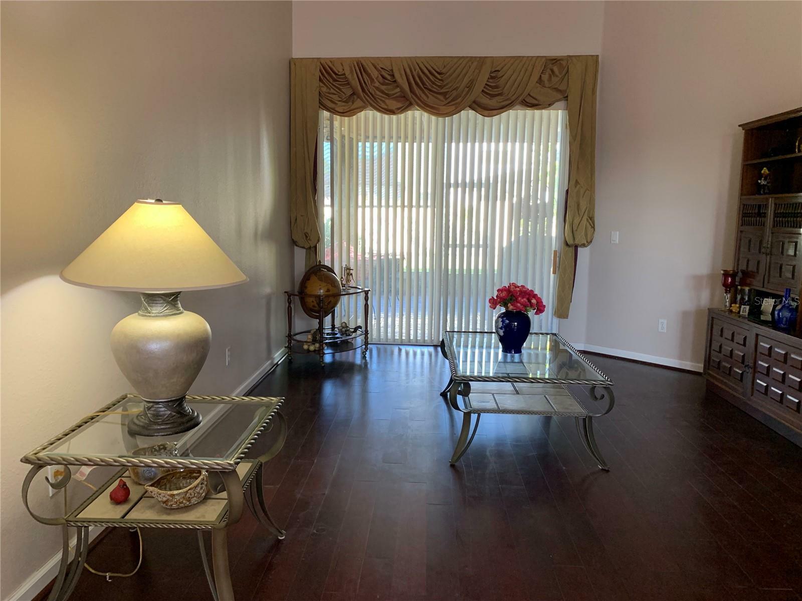 Property Photo:  9111 Woodbridge Oak Terrace  FL 32825 