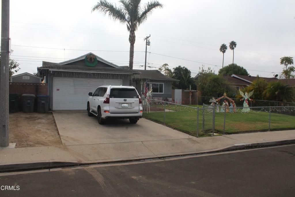 Property Photo:  600 W Cedar Street  CA 93033 