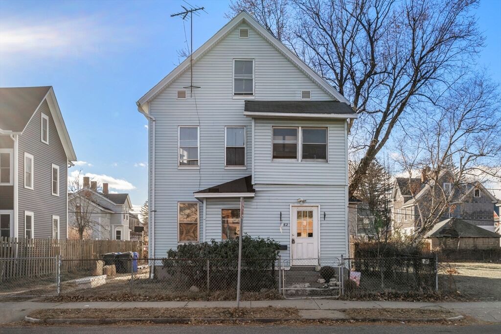 Property Photo:  62-64 Catharine St  MA 01109 