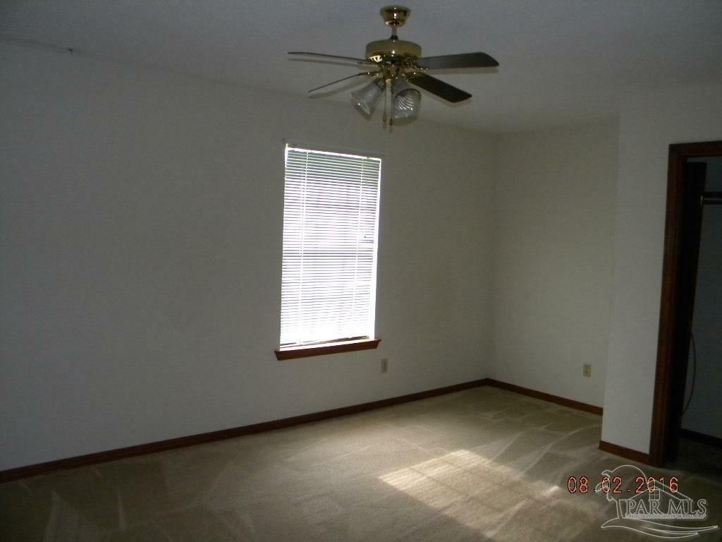 Property Photo:  2212 Cricket Ridge Dr  FL 32533 