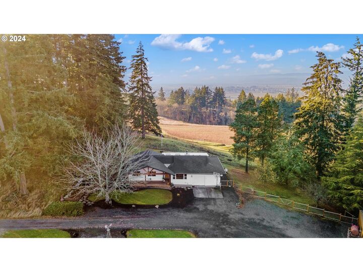 Property Photo: 7625 SE Seawood Rd OR 97101