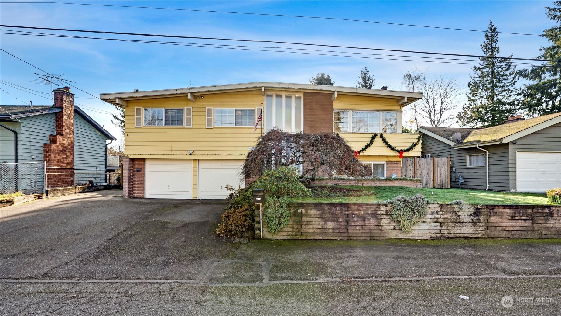 Property Photo:  3315 S 191st Street  WA 98188 