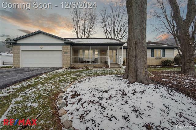 Property Photo:  23582 E Newell Circle  MI 48336 