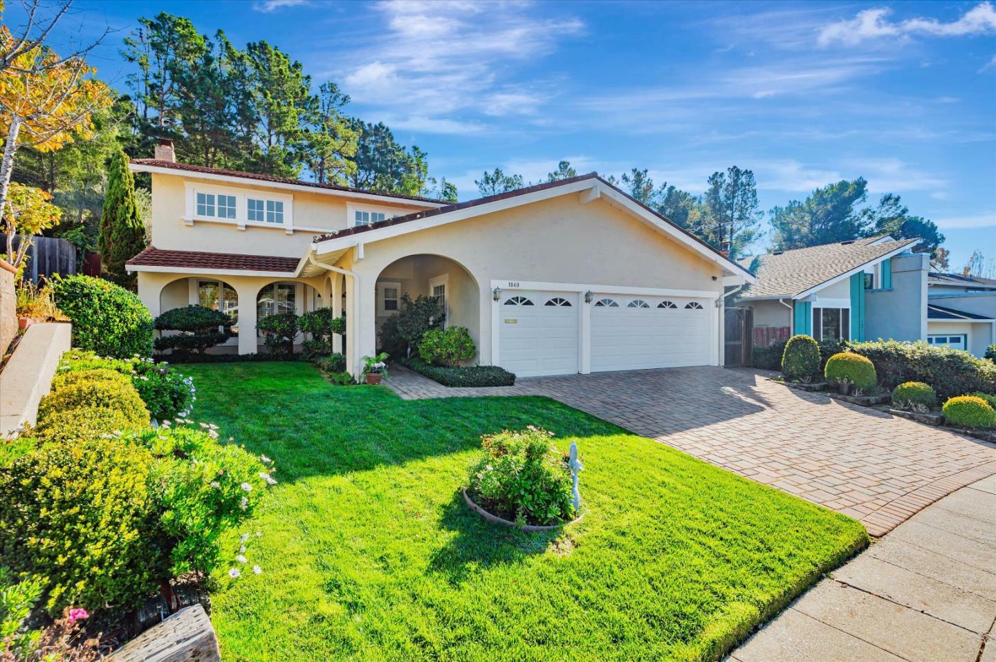 Property Photo:  1849 Los Altos Drive  CA 94402 