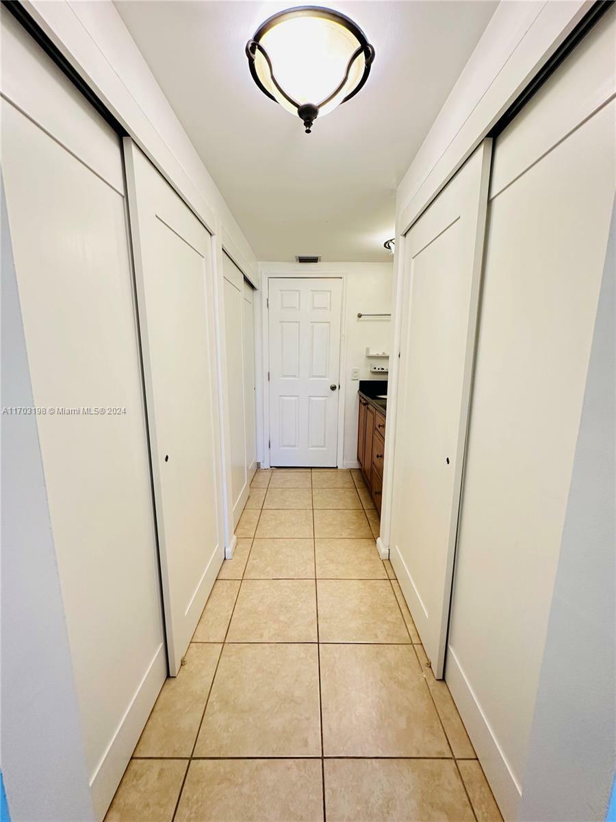 Property Photo:  900 Greensward Ln 111-G  FL 33445 