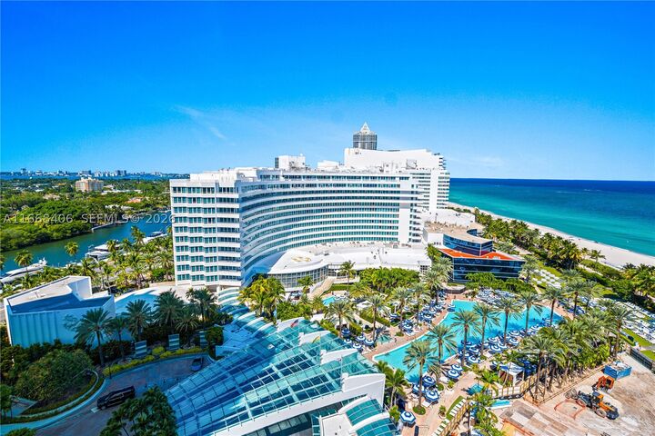 Property Photo:  4391 Collins Ave 1501/1502  FL 33140 