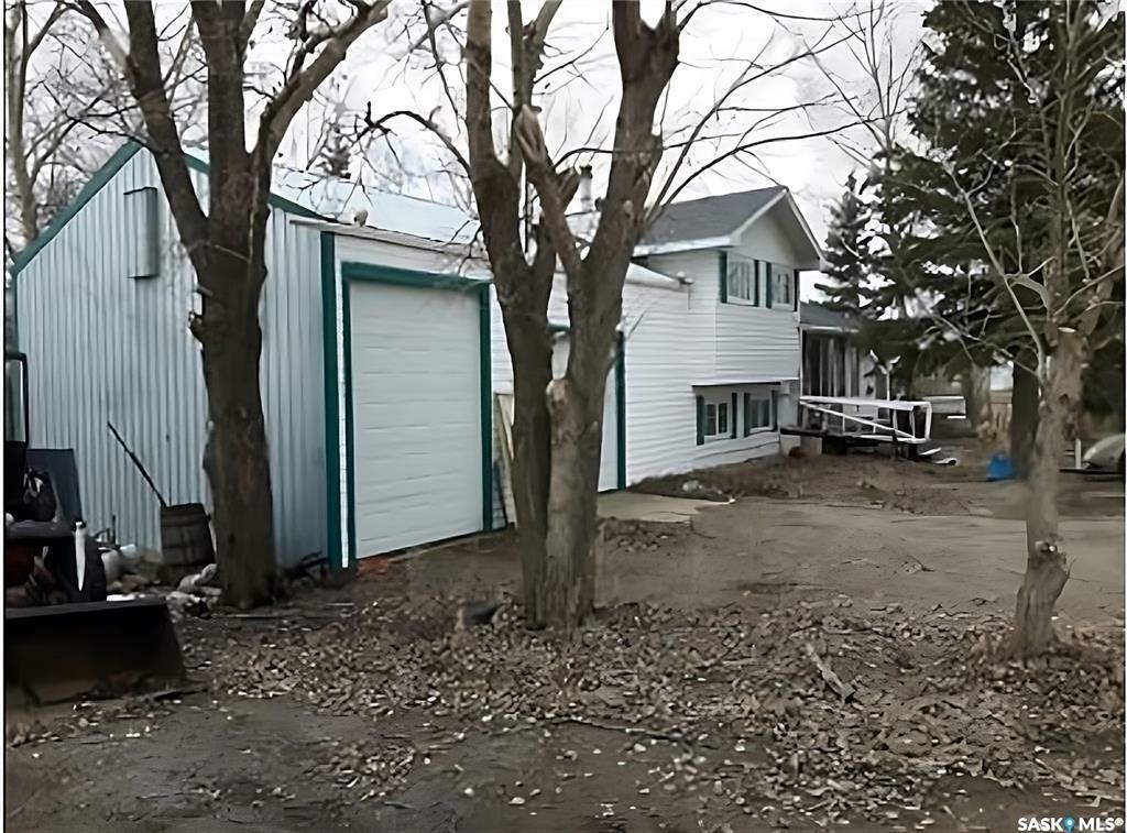 Property Photo:  159 Rural Address  SK S4P 2Z1 