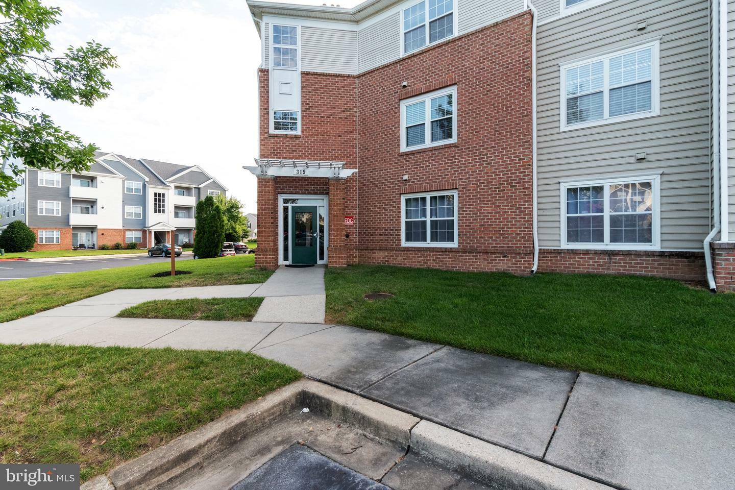 Property Photo:  319 Eagle Landing Court A  MD 21113 