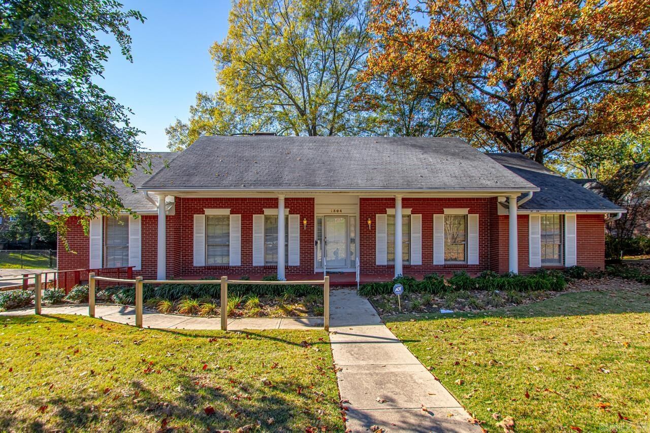 Property Photo:  1304 N Hughes  AR 72207 