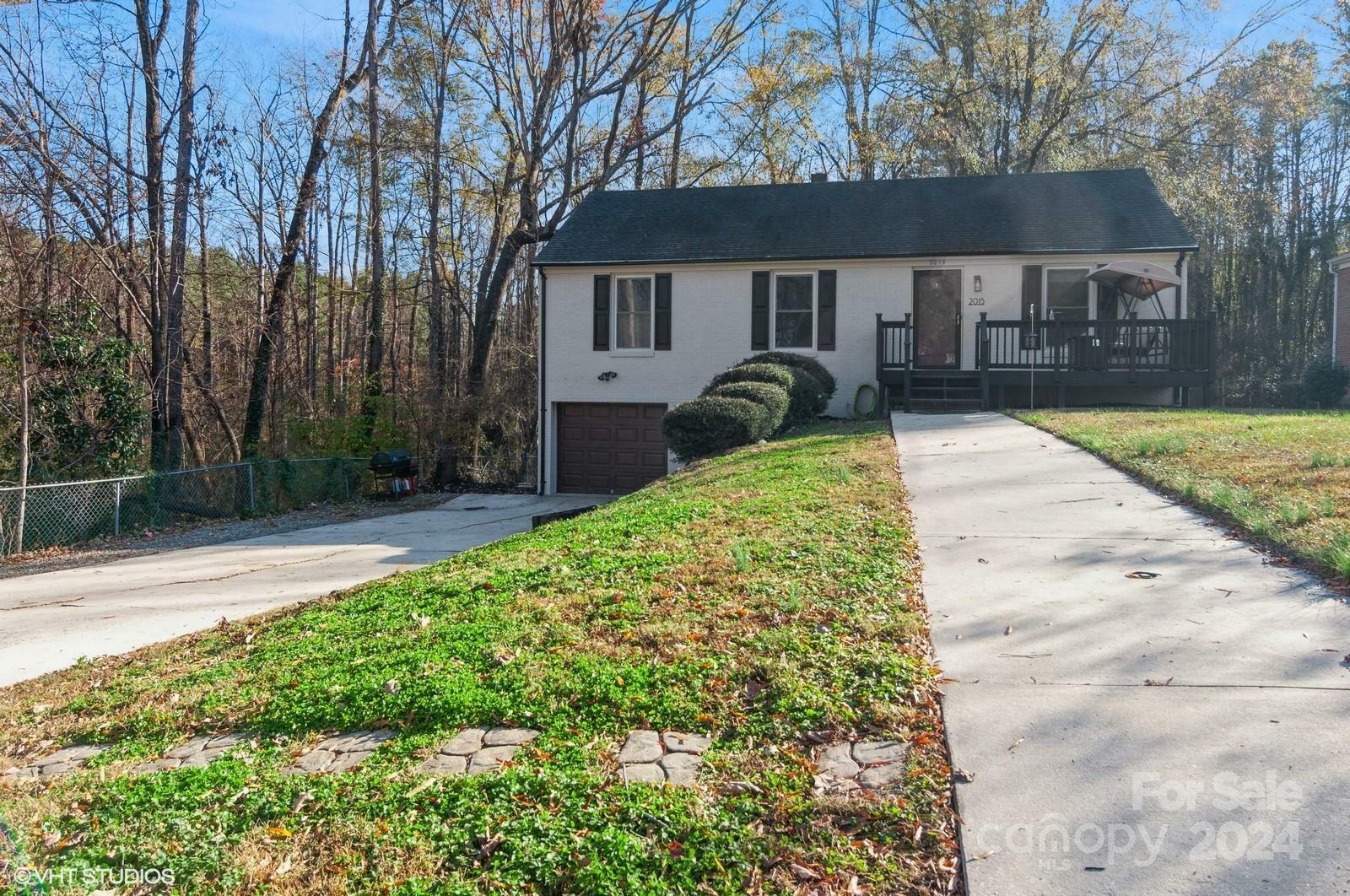 Property Photo:  2015 Parkdale Avenue  NC 28052 