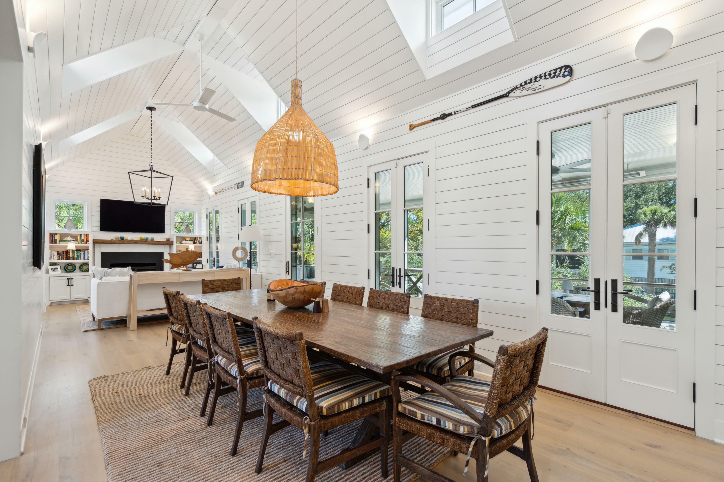 Property Photo: 2220 Ion Avenue SC 29482