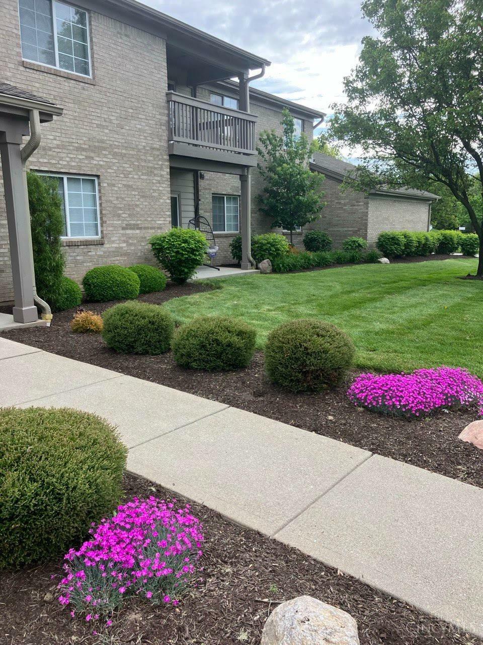 Property Photo: 8512 Breezewood Court OH 45069