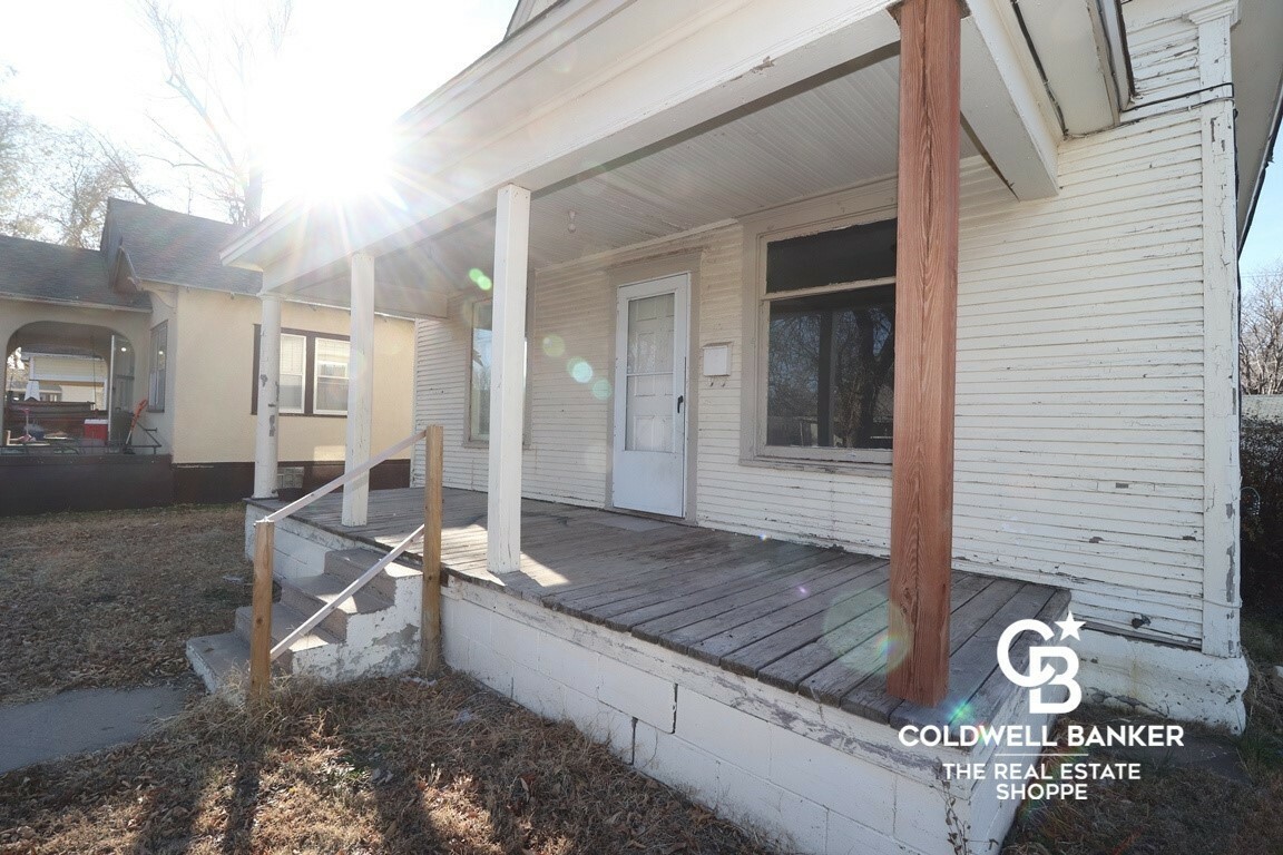 Property Photo:  411 N 5th Street  KS 67846 