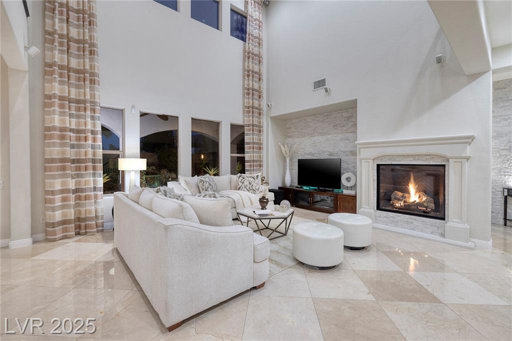 Property Photo: 2781 Josephine Drive NV 89044