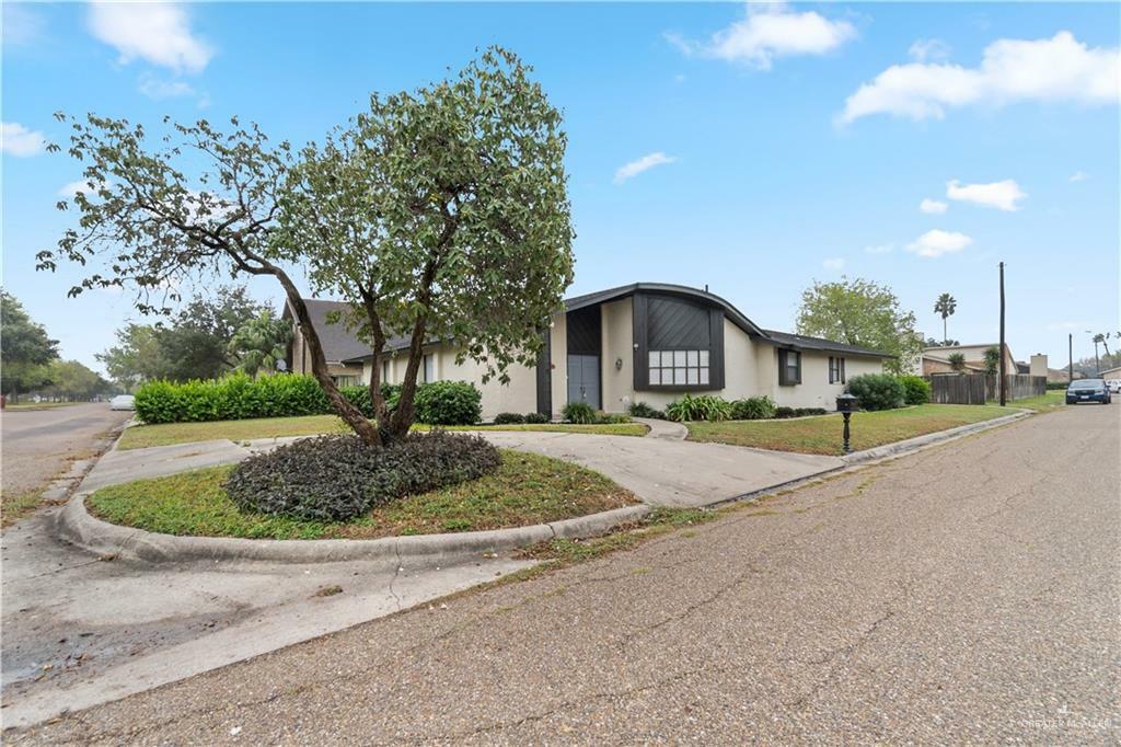 947 Bluebonnet Drive  Harlingen TX 78550 photo