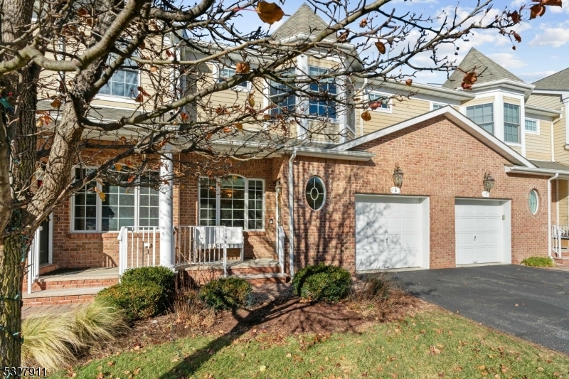 Property Photo:  5 Cicely Ct  NJ 07871 