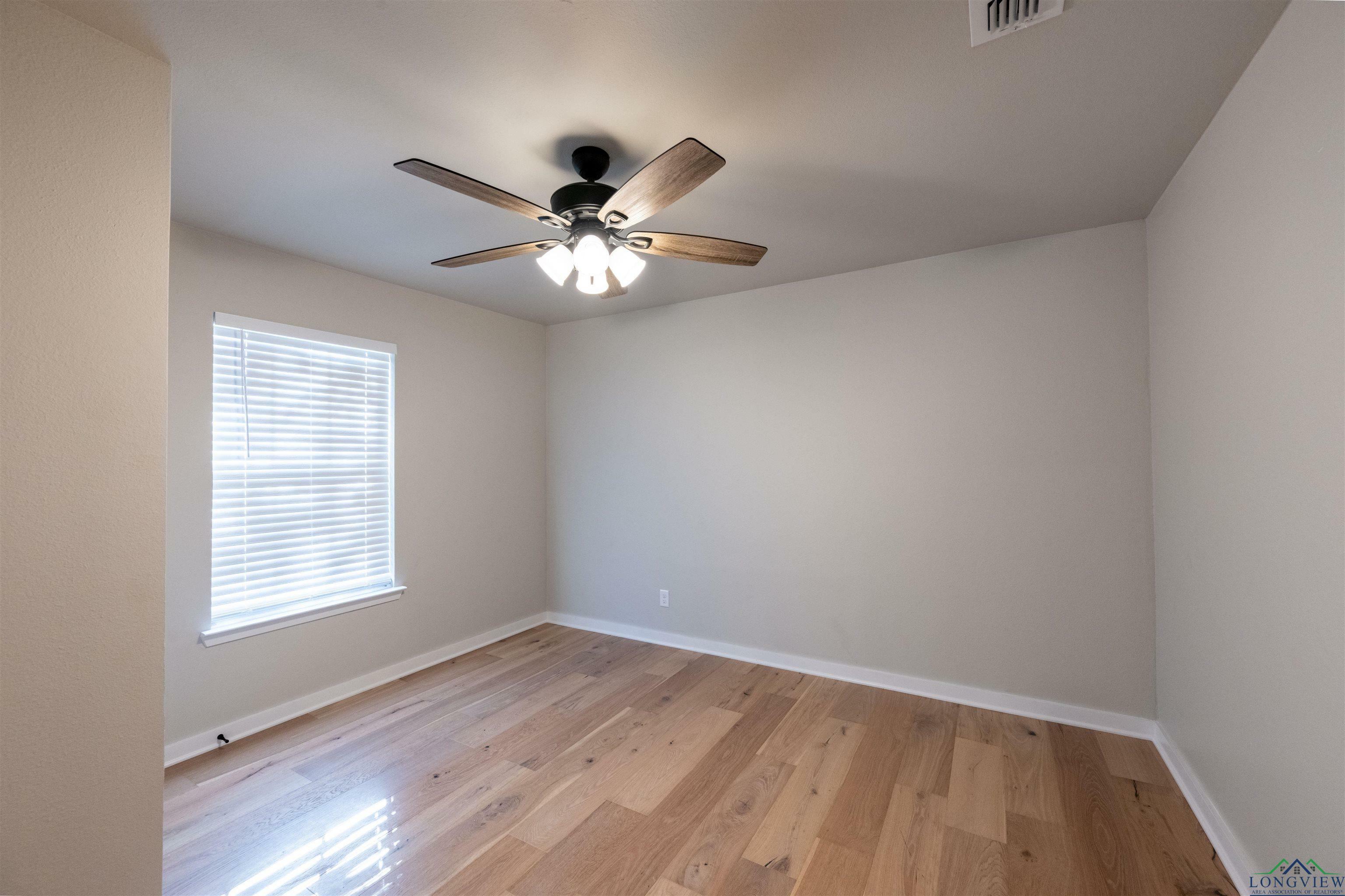 Property Photo:  1404 Park Lane  TX 75662 