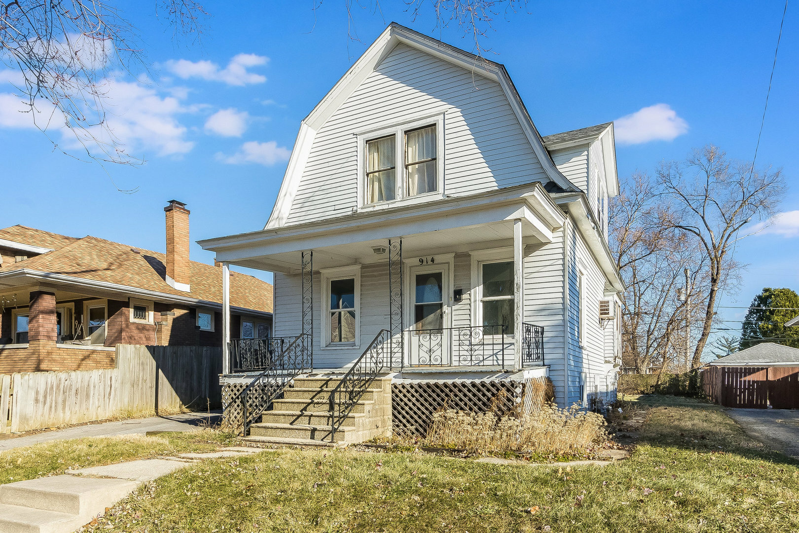 Property Photo:  914 Oakland Avenue  IL 60435 