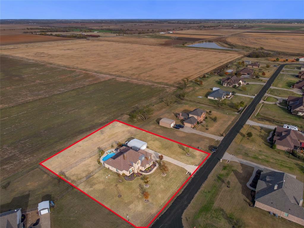 Property Photo:  2011 Twin Creeks Circle  TX 76258 