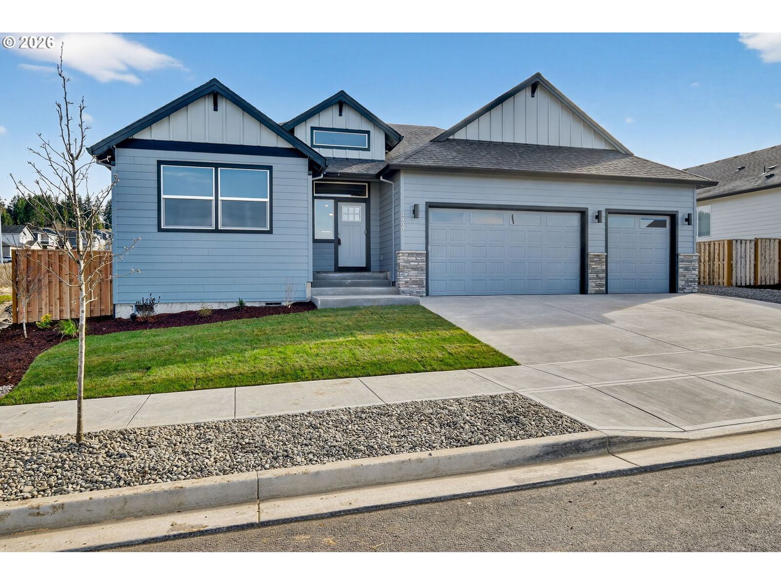 Property Photo: 3403 NE Justus Ave 76 OR 97023