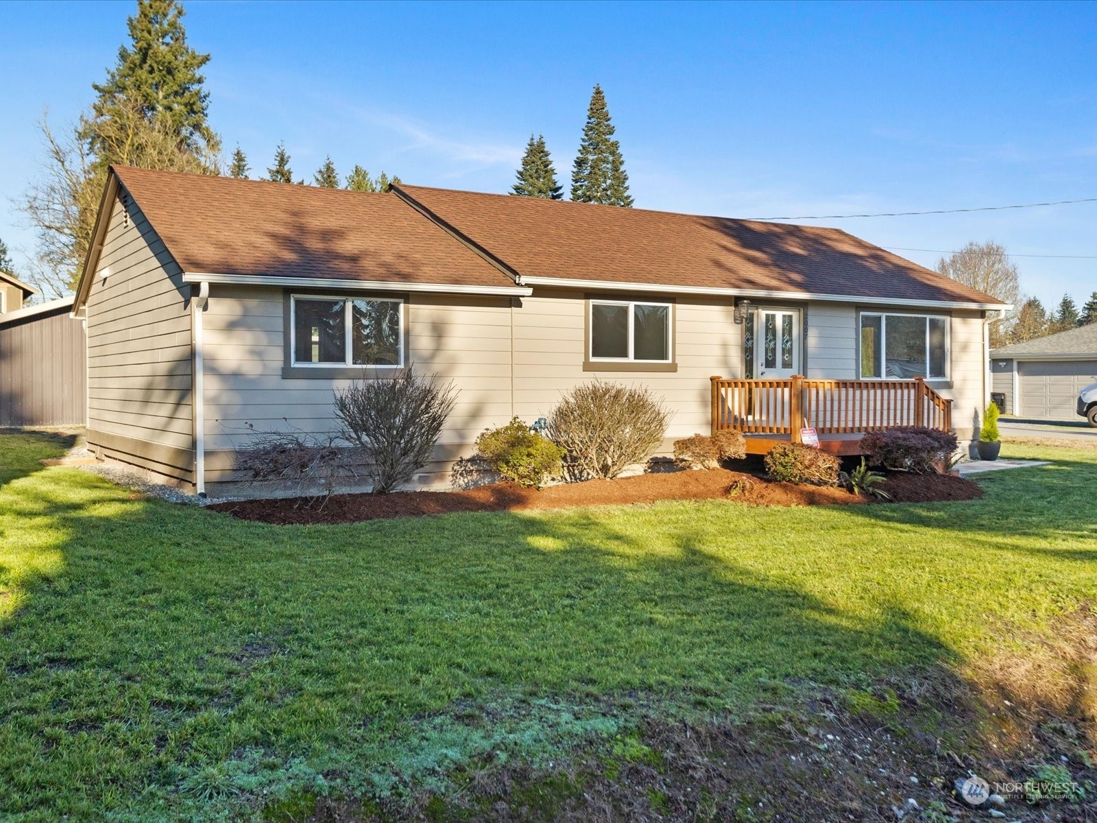 Property Photo:  2007  Jackson Avenue  WA 98203 